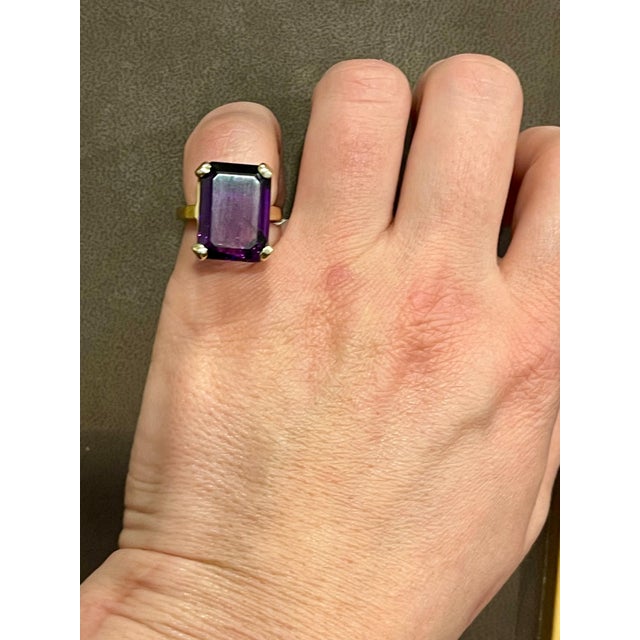 15 Carat Emerald Cut Amethyst Cocktail Ring in 14 Karat Yellow Gold, Size 6 For Sale - Image 12 of 18