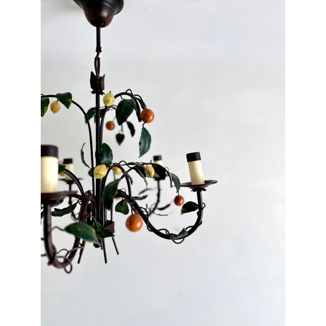 French Tole 5-Light Chandelier with Lemons and Tangerines by J. P. Ryckaert, 1985-1995 For Sale - Image 14 of 15