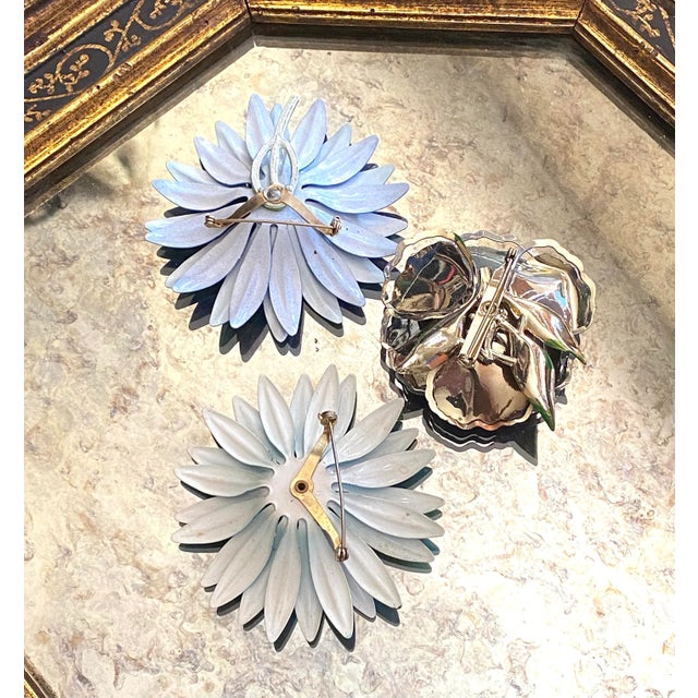 Metal 1960s Vintage Enamel Flower Pins in Shades of Blue - 3 Pieces For Sale - Image 7 of 7
