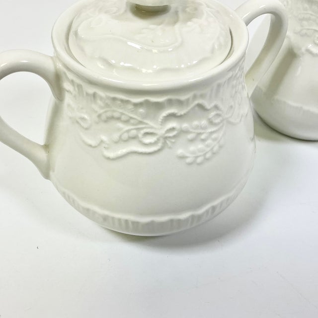Ceramic 1989 Vintage English Americana Wedgwood for Ralph Lauren Le Blanc Claire Creamer & Covered Sugar For Sale - Image 7 of 9