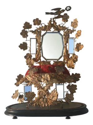 Globe De Mariage Jewelery Box in Red Velvet and Gilded Metal