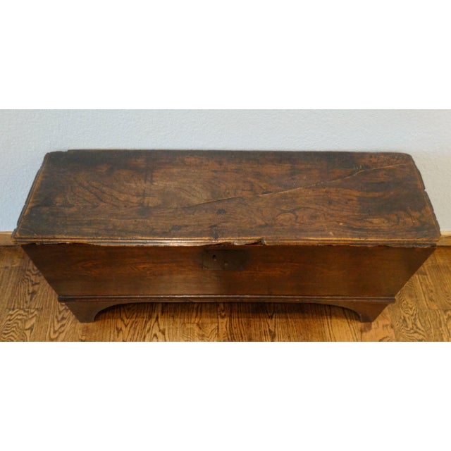 18th-Cwntury English George III Six Board Elm Coffer For Sale - Image 11 of 12