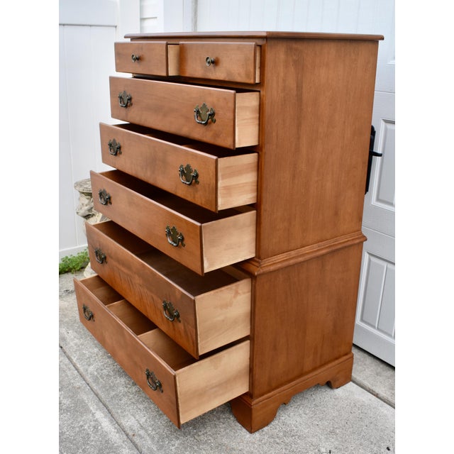 Vintage Ethan Allen Heirloom Nutmeg Maple 7 Drawer Chest on Chest Tall Dresser For Sale - Image 16 of 17