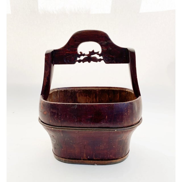 Antique 1910s Chinese Wood Water Bucket For Sale - Image 4 of 10