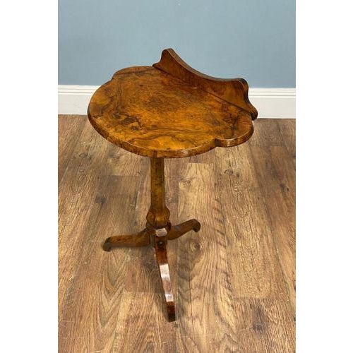 Victorian Walnut Side Table, 1880 For Sale - Image 9 of 12
