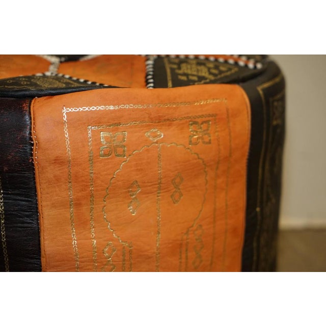 1960s Vintage Tan & Brown Leather Footstool, 1960s For Sale - Image 5 of 17