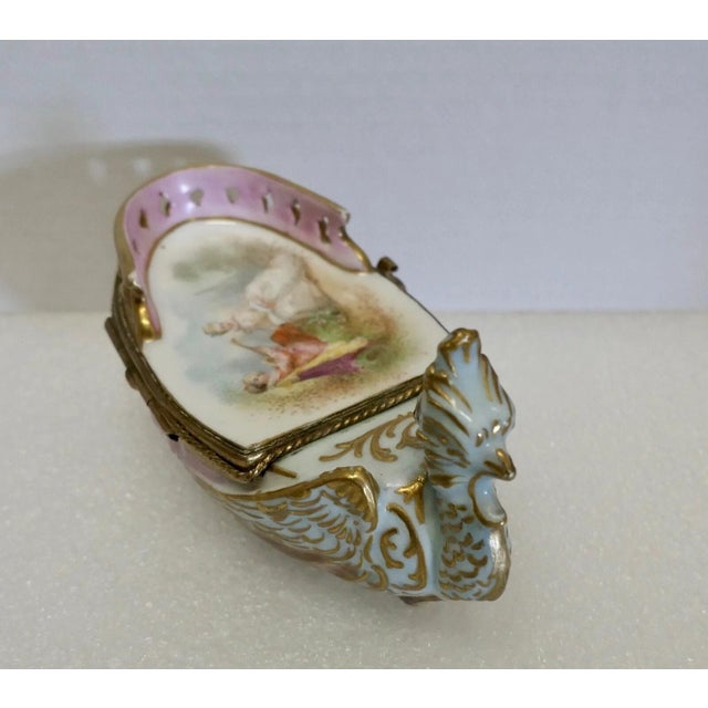 19th Century Meissen Porcelain Trinket Box For Sale In New York - Image 6 of 12