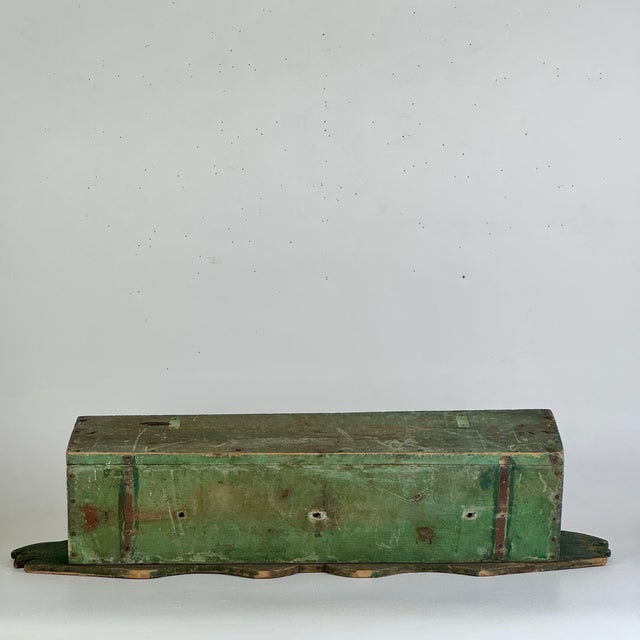Wood Unique Antique Americana Folk Art Wooden Planter With Stars and Indian Profile Ends For Sale - Image 7 of 13