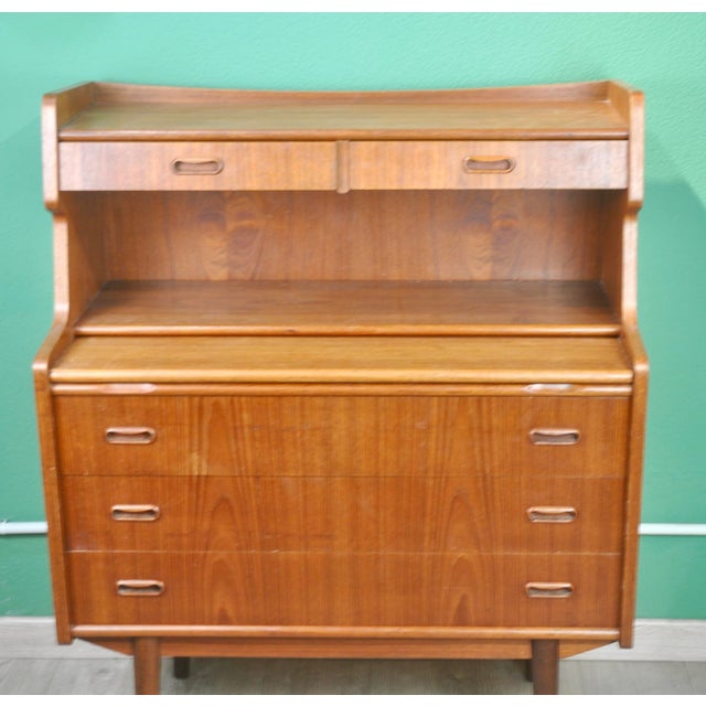 1960s Danish Desk in Teak Veneer, 1960s For Sale - Image 5 of 18