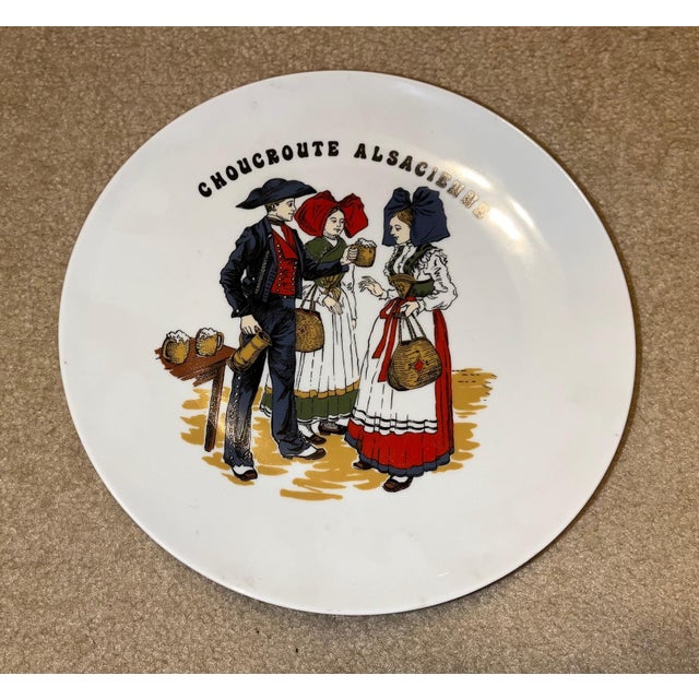 1960s Set of 12 French Alsatian Porcelain Choucroute Sauerkraut Diner Plates, 1960s For Sale - Image 5 of 6