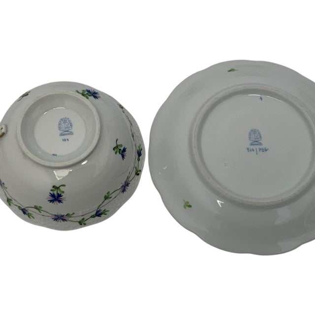 Metal 1980s Herend Blue Garland Porcelain Dinnerware Set Complete Service for 6 - 30 Pieces For Sale - Image 7 of 12