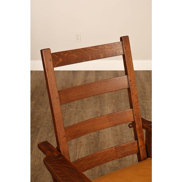 Early 20th Century Gustav Stickley Antique Mission Oak Morris Chair Model 346 For Sale - Image 5 of 18