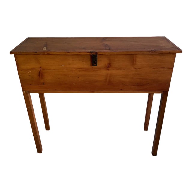 19th Century Antique Farmhouse American Country Pine Chest For Sale