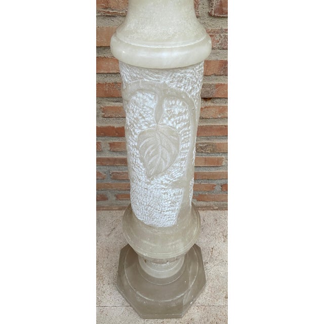 White Italian Empire Carved Carrara Marble Pedestal Tables, 1890s, Set of 2 For Sale - Image 8 of 18
