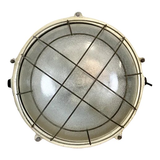 Industrial Cast Aluminium Wall or Ceiling Lamp from Elektrosvit, 1970s For Sale