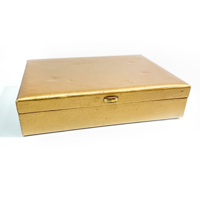 A wonderfully glamorous vintage Lady Buxton jewelry box, dating to the mid-century era, circa 1950s–1960s. Finished in...
