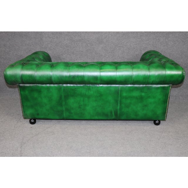 English Custom Made English Emerald Green Tufted Chesterfield Sofa For Sale - Image 3 of 12