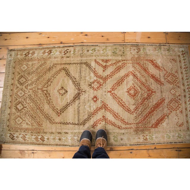 :: Double center medallion with multiple underling overlapping medallion formations. Very finely woven with high luster to...