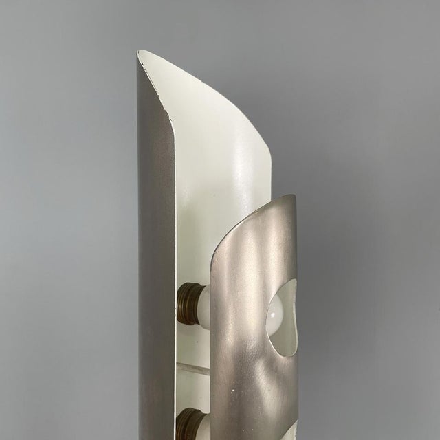 Silver Italian Space Age Round Floor Lamp in Metal with White Interior, 1970s For Sale - Image 8 of 18