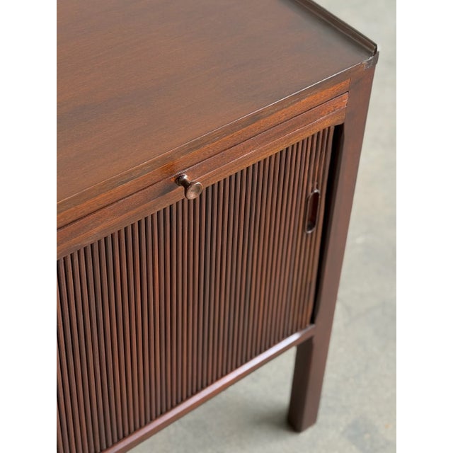 1960s Danish Modern Mohagony Desk For Sale In Los Angeles - Image 6 of 16