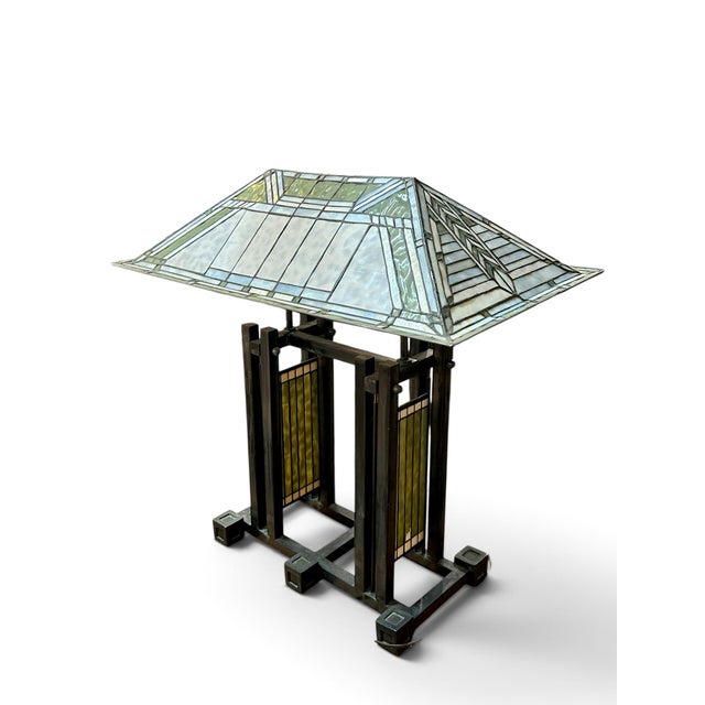 Glass 1980s Dale Tiffany Studios Frank Lloyd Wright Mission Style Stained Glass Table Lamp For Sale - Image 7 of 10