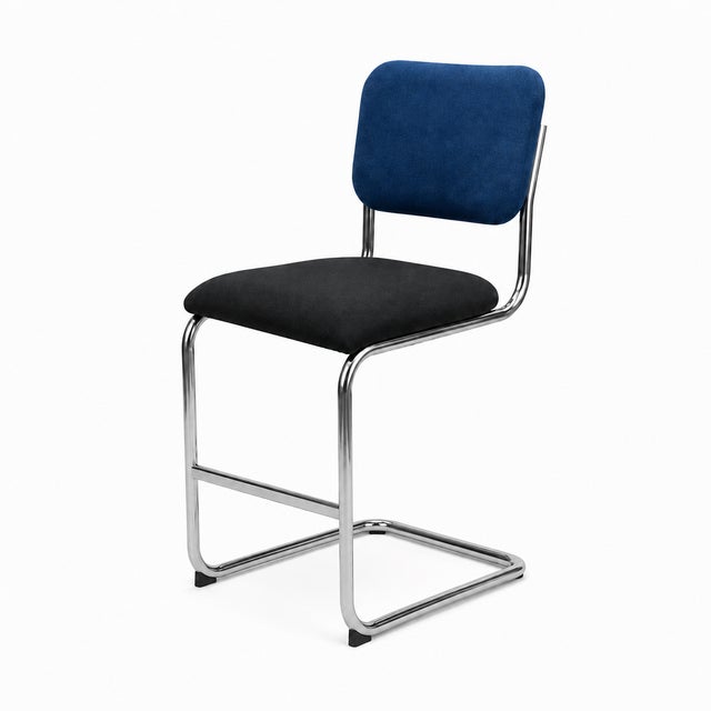 The Knoll Cesca Fully Upholstered Counter Stool by Marcel Breuer brings one of the most iconic Bauhaus designs to counter-...