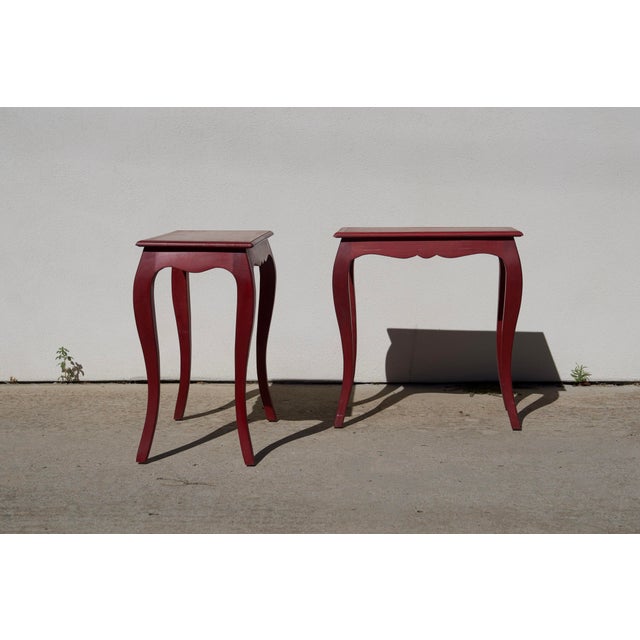 Pair of Handcrafted Louis XV-Style End Tables in Mahogany With Elm Burl Tops For Sale - Image 9 of 16