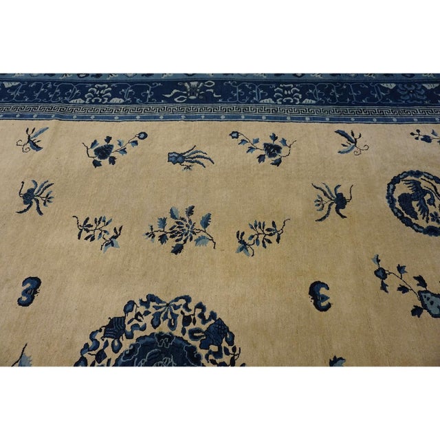 1920s Classic Beige Greek Key Medallion Antique Wool Chinese Peking Ivory 1920s Rug For Sale - Image 5 of 6