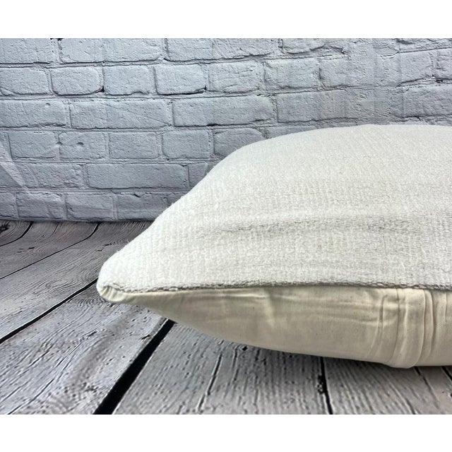 20 x 20 Hemp Pillow Turkish Cushion Natural Grayish White Pillow Cushion Cover For Sale - Image 4 of 4