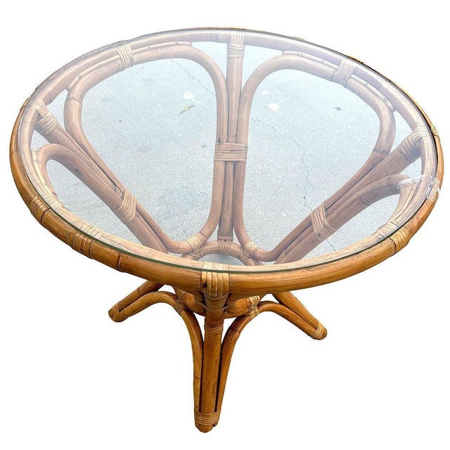 Mid-Century Modern Restored MCM Modernist Rattan Hourglass Round End Table W/ Glass Top For Sale - Image 3 of 6