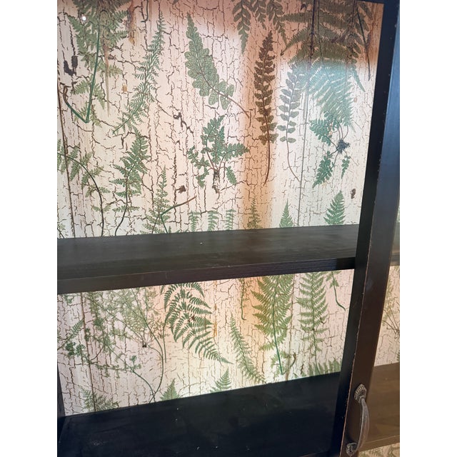 Farmhouse Early 20th Century Black Glass Curio Cabinet With Botanical Fern Interior | Slim Display Cabinet For Sale - Image 3 of 8