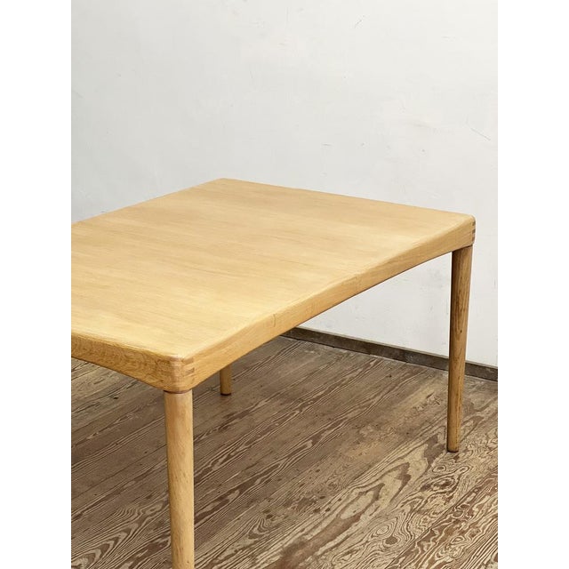 Mid-Century Modern Extendable Dining Table in Oak by H.W. Klein for Bramin, 1960 For Sale - Image 9 of 18