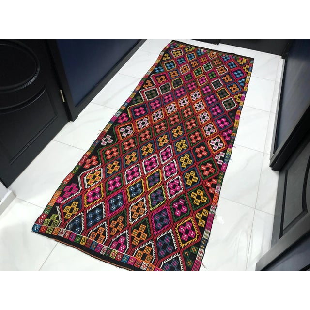 1960s Vintage Colorful Patterned Rug- 3′10″ × 9′8″ For Sale In Phoenix - Image 6 of 11