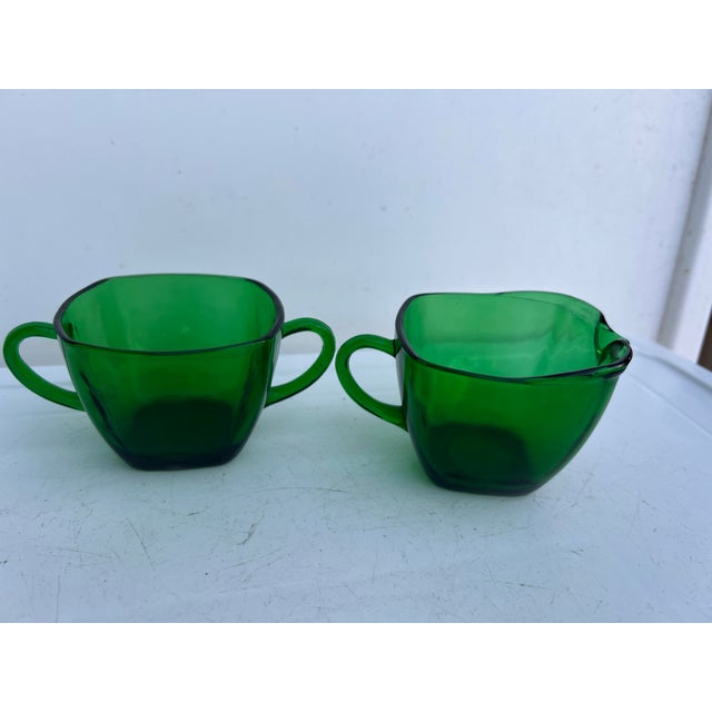 Forest Green Vintage Mid Century 1940 Green Glass Sugar Bowl, Creamer & Plate Set of 4 For Sale - Image 8 of 9