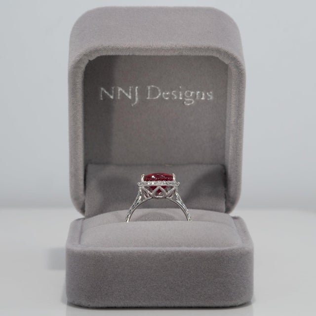 4.3ct Madagascar Ruby Ring With Earth-Mined Diamond Accents: Solid 14k Gold, Size 6.75 For Sale - Image 4 of 9