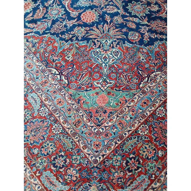 Traditional Late 20th Century Persian Hand-Knotted Rug – Rich Navy Field With Intricate Floral Medallion For Sale - Image 3 of 7