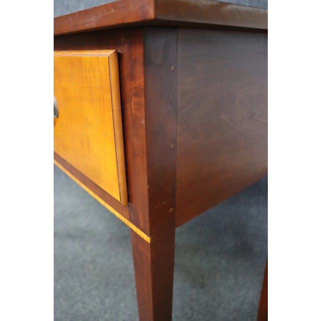 Eldred Wheeler Hepplewhite Cherry & Tiger Maple Huntboard For Sale In Philadelphia - Image 6 of 8