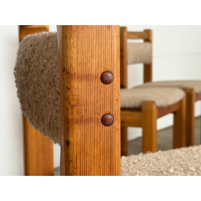Wood Danish Modern Brutalist Dining Chairs in Pine and Curly Bouclé, 1970s, Set of 6 For Sale - Image 7 of 14