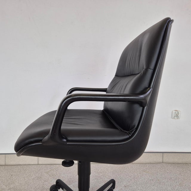 Charles Pollock Leather Executive Chair by Charles Pollock for Comforto, 1970s For Sale - Image 4 of 12
