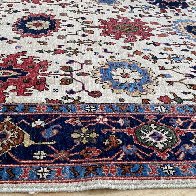 Fine Ivory Persian Serapi Hand-Knotted Wool Rug - 6'1" X 9'1" For Sale - Image 18 of 18