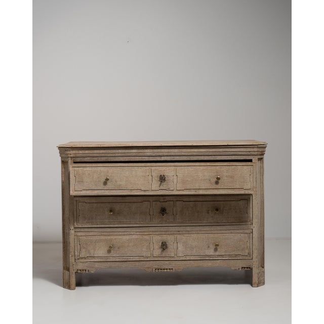 19th Century Provençal Oak Chest of Drawers For Sale - Image 16 of 18