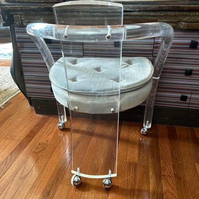 Mid-Century Modern 1970s Mid-Century Modern Lucite Rolling Tub Chair – Muted Grey Velveteen For Sale - Image 3 of 11