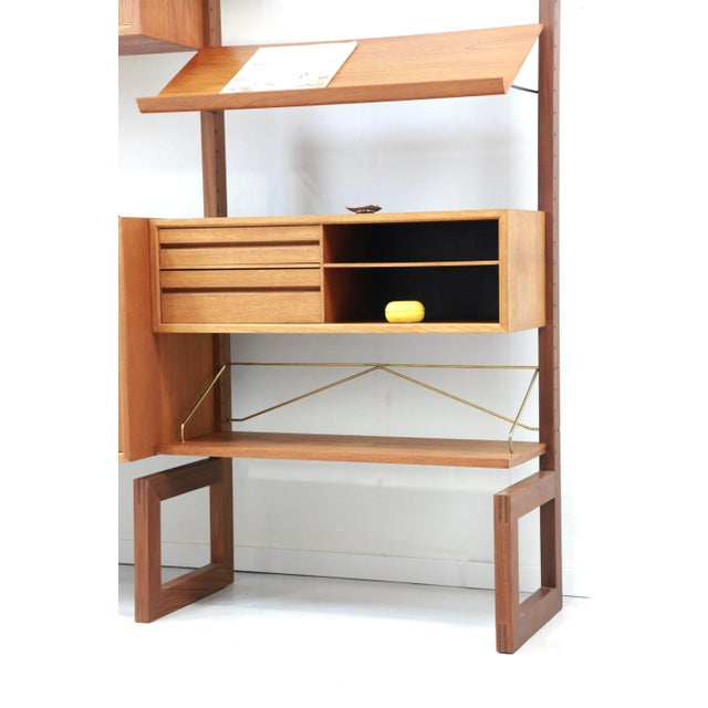 Two-Strip Freestanding Modular Royal System Shelving System in Teak by Poul Cadovius, 1960s, Set of 11 For Sale - Image 10 of 16