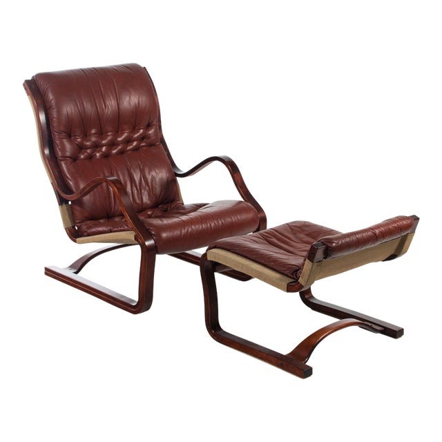 1970s Vintage Koivutaru Bentwood Chair & Ottoman in Afromosia and Oxblood Red Leather by Esko Pajamies for ASKO For Sale