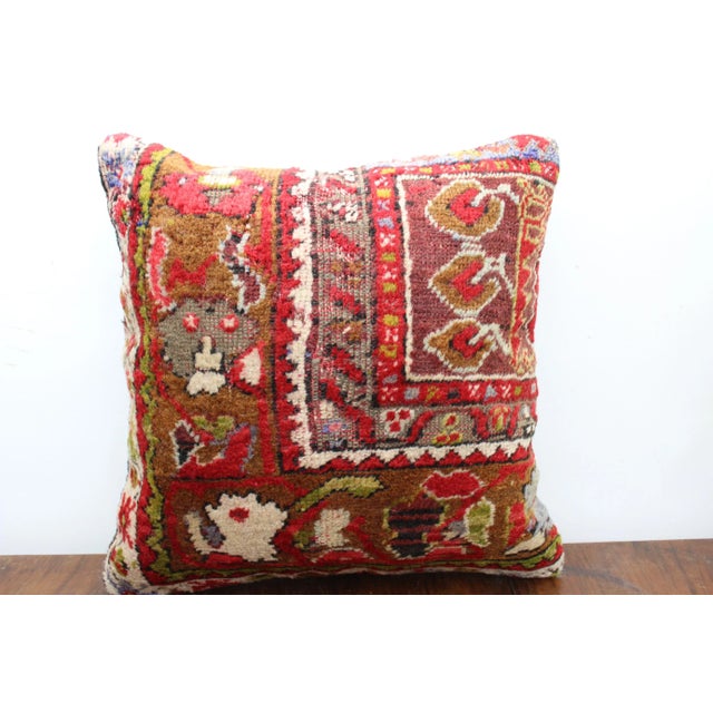 This Turkish pillow cover is made from the highest quality Vintage rug in 100% wool on the front. The back is covered in...