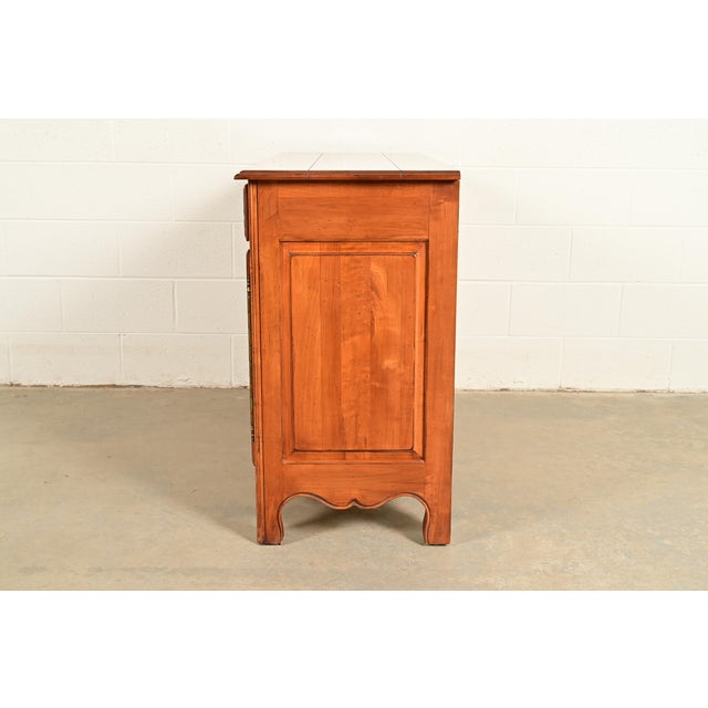 Ethan Allen French Provincial Louis XV Carved Solid Maple Sideboard or Bar Cabinet For Sale - Image 14 of 17