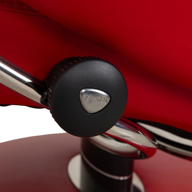 Set of Jazz Swivel Lounge Chair and Ottoman in Leather from Stressless For Sale - Image 13 of 18