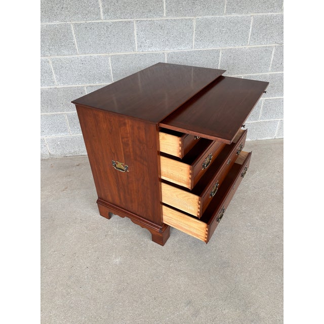 Pennsylvania House Pennsylvania House Cherry Georgian Style 4 Drawer Bachelor Chest For Sale - Image 4 of 11