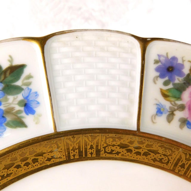 1930s Rosenthal White Floral Dinner Plate - Set of 6 For Sale - Image 4 of 9