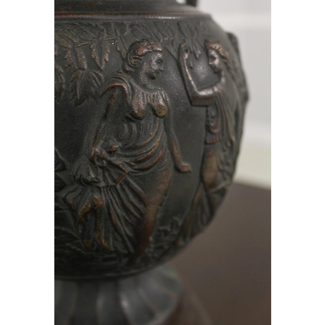 Speer Neoclassical Bronze Finish Table Lamp For Sale In Philadelphia - Image 6 of 12
